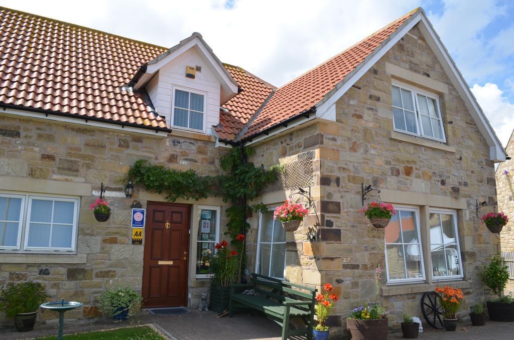 Regal House B&B Seahouses Exterior photo